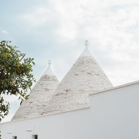 Trulli Vigna Lamafico & Pool 3* 폴리나노 아마레